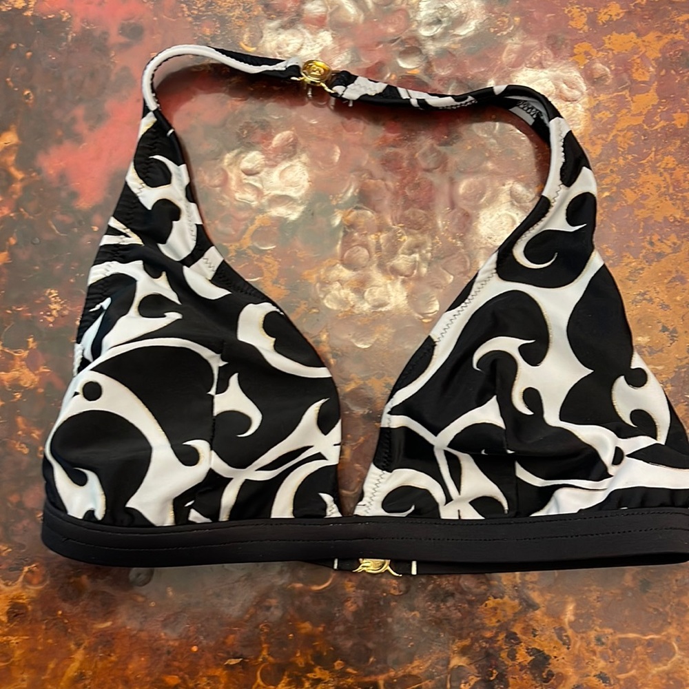Tara Grinna bikini top - black/white scroll with gold accents  size 32D/DD